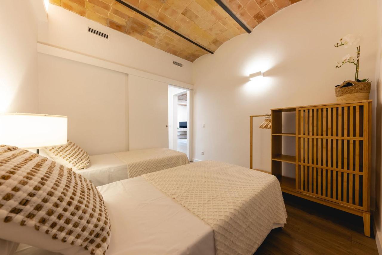 Bravissimo Cort Reial Entresol B Apartment Girona Bagian luar foto